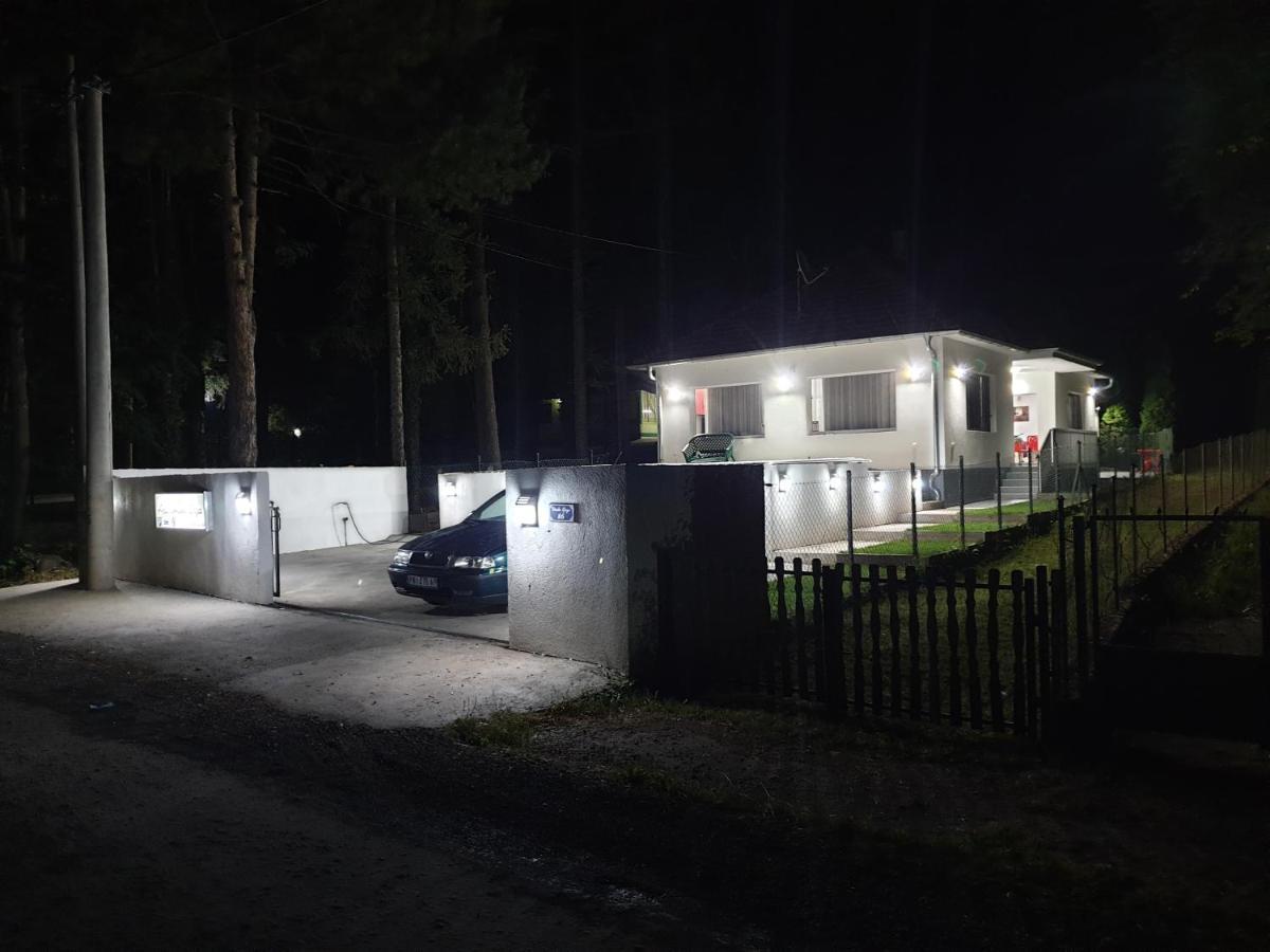 Apartmani Grza Paraćin Exterior foto